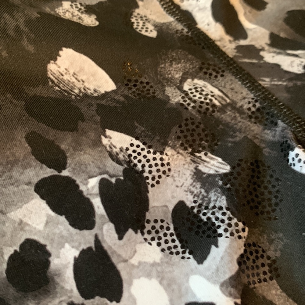 Gaiam Large Yoga Pants - Picture 3 of 5